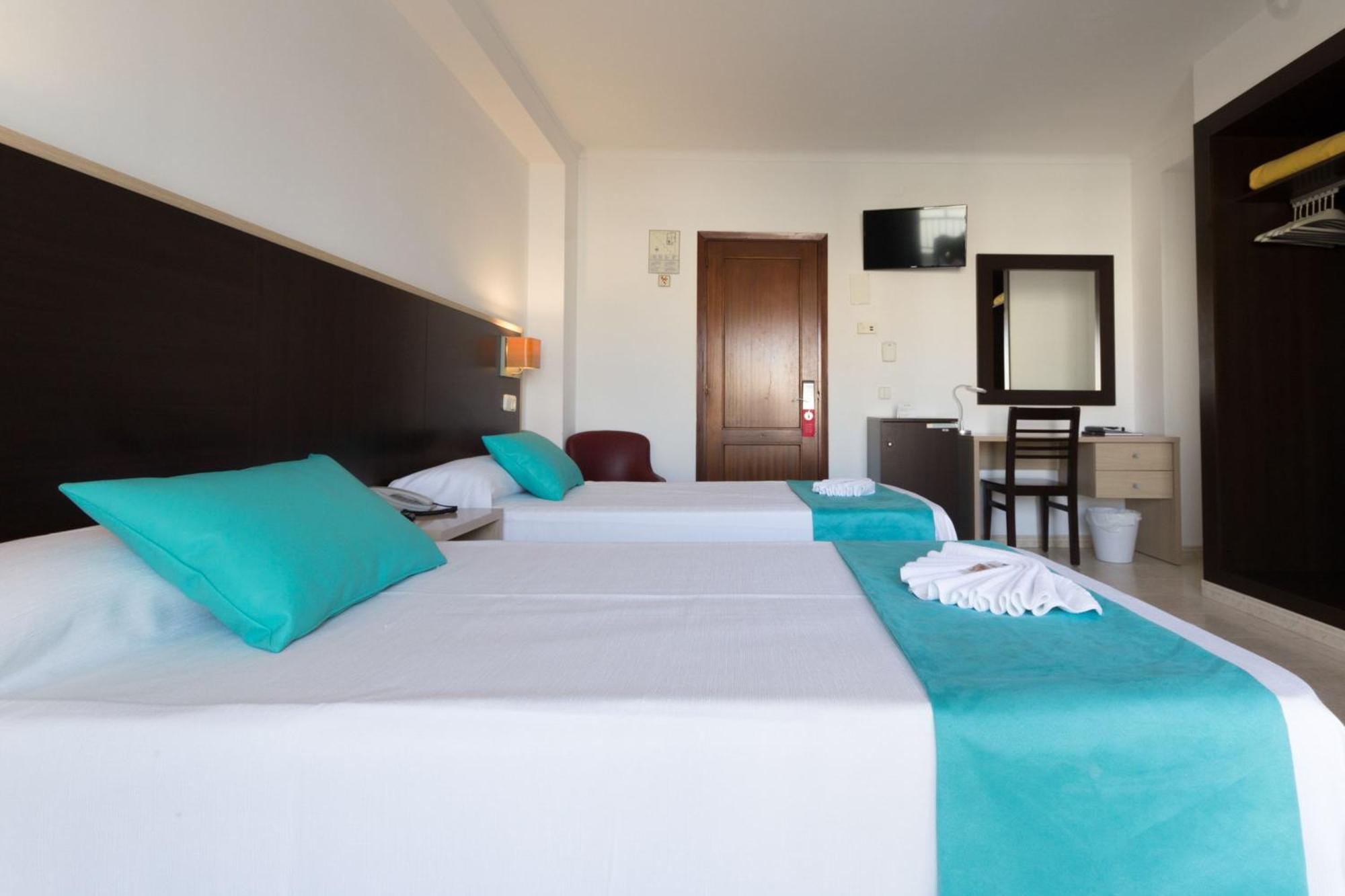 Hotel Orosol By Typic Hotels San Antonio  Luaran gambar