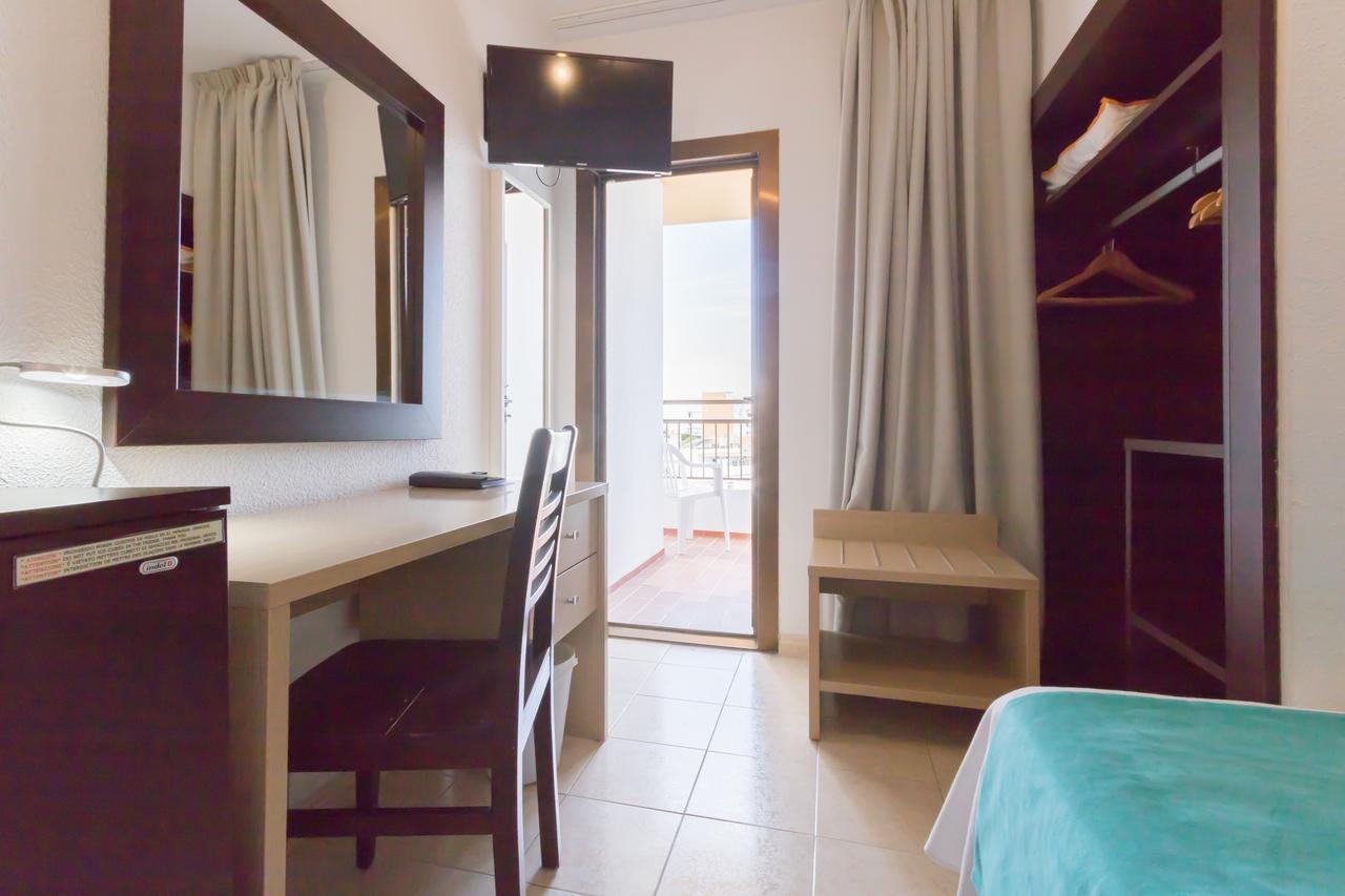 Hotel Orosol By Typic Hotels San Antonio  Luaran gambar