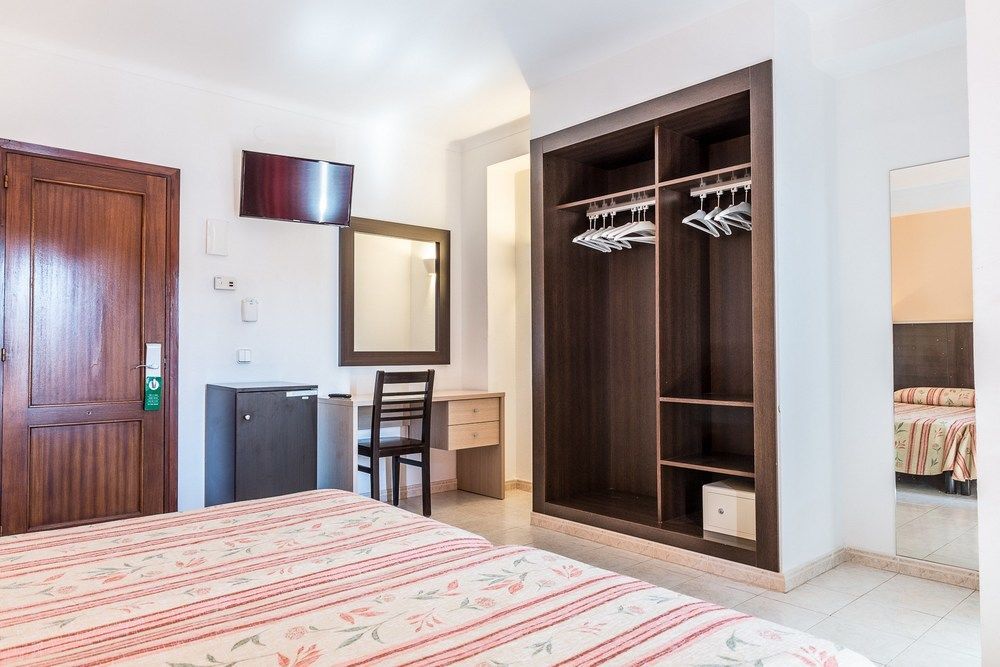 Hotel Orosol By Typic Hotels San Antonio  Luaran gambar