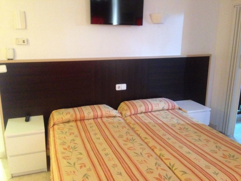 Hotel Orosol By Typic Hotels San Antonio  Luaran gambar