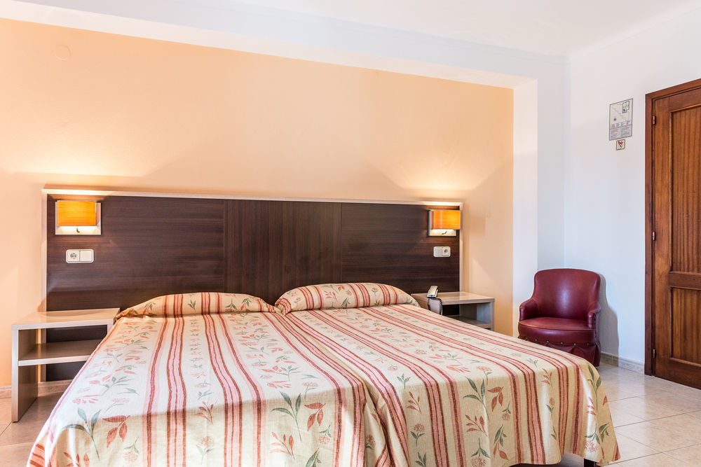 Hotel Orosol By Typic Hotels San Antonio  Luaran gambar
